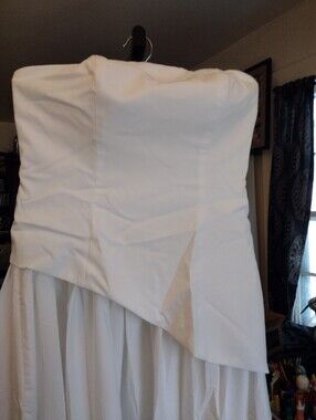 NWT Ryanth Strapless White Layered Maxi Wedding Dress Size 8